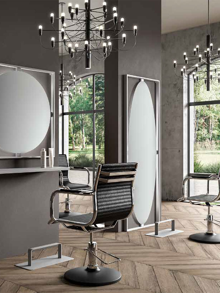 Saloneinrichtung- Bedienungsplatz Bedienungsplatz im Friseursalon